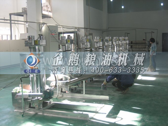 芝麻油壓榨處理設(shè)備，企鵝牌液壓榨油機(jī)勇于創(chuàng)新生產(chǎn)效率高(圖5)