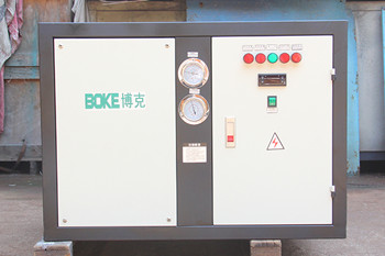 為什么工業(yè)冷水機(jī)會(huì)出現(xiàn)跑油現(xiàn)象？